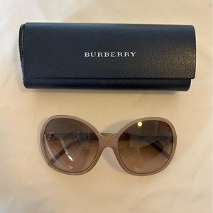 Burberry sunglasses - new